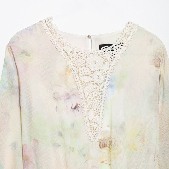 Femme Floral Print V-halskjole med blondebesætning Stilla