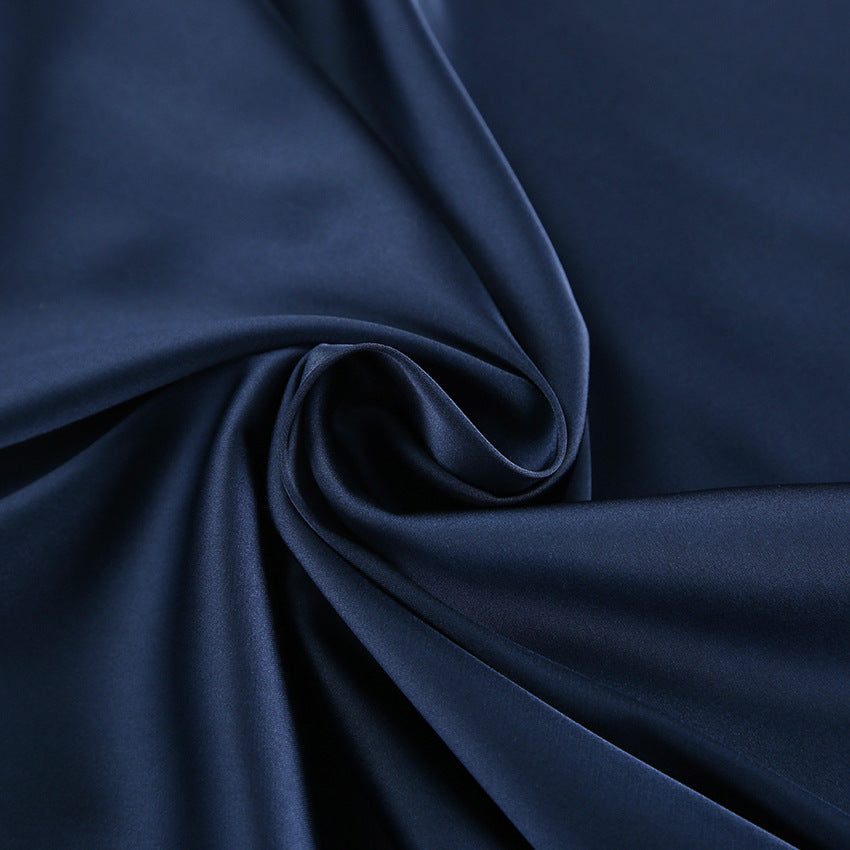 Dame Oversized Minikjole med moderne asymmetrisk snit og smart drapering Stilla