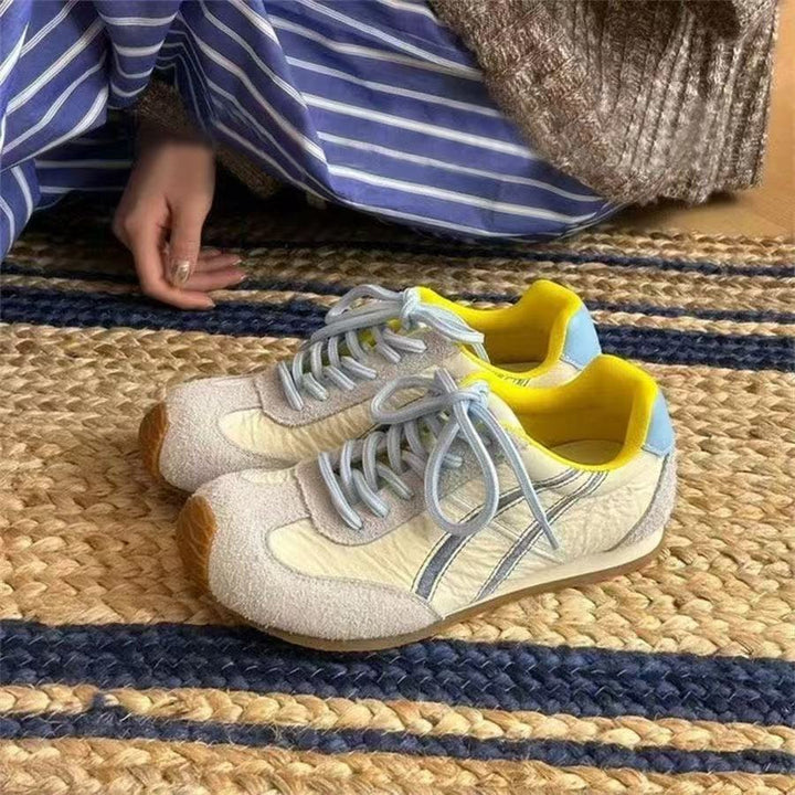 Dame Sneakers i sporty-elegant design med åndbare materialer og/moderne accenter Stilla