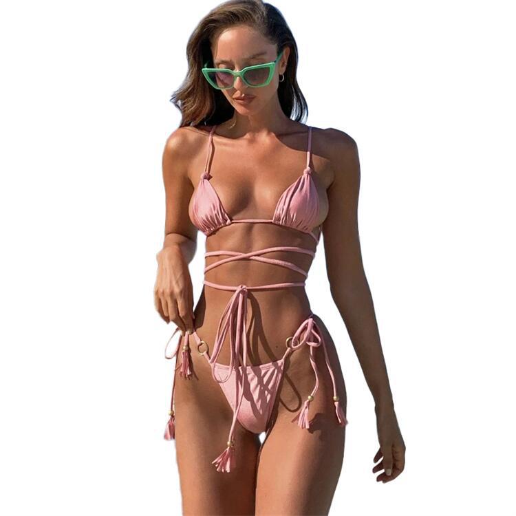 Dame Triangel-bikini med raffinerede snøre detaljer og charmerende kvaster Stilla