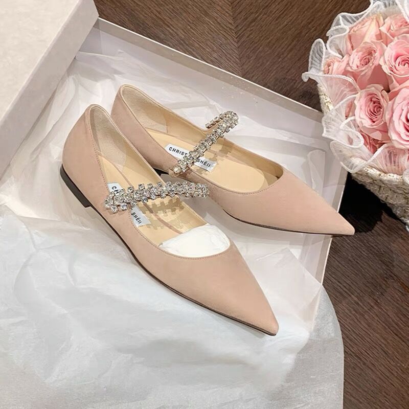Dame elegante spidse ballerinaer med dekoreret ankelrem Stilla
