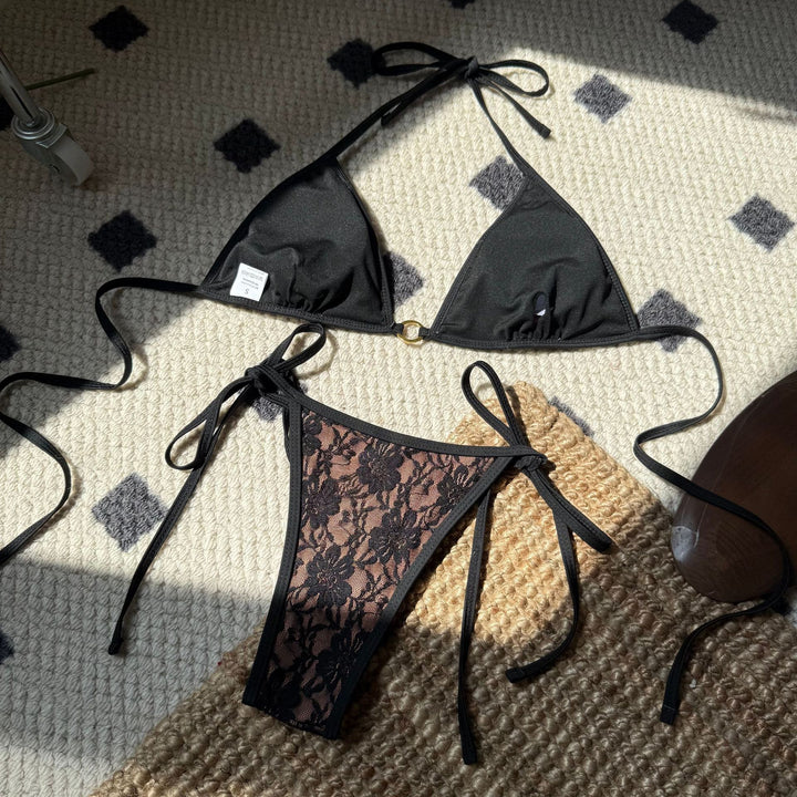 Dame spids-bikini-sæt med elegante snøredetaljer og forførende design Stilla