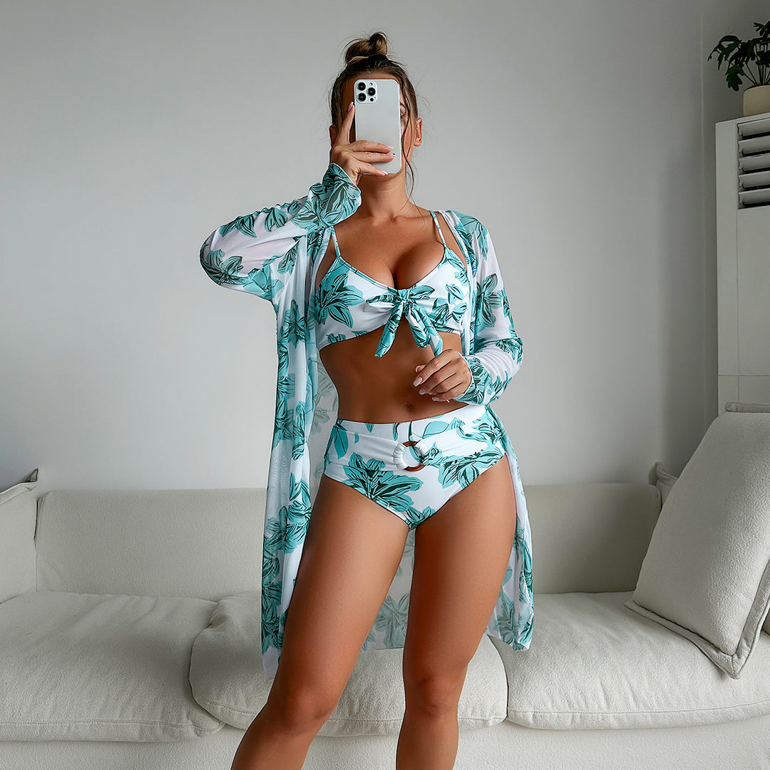 Dame Bikinisæt med gennemsigtig Kimono og blomsterdesign Stilla