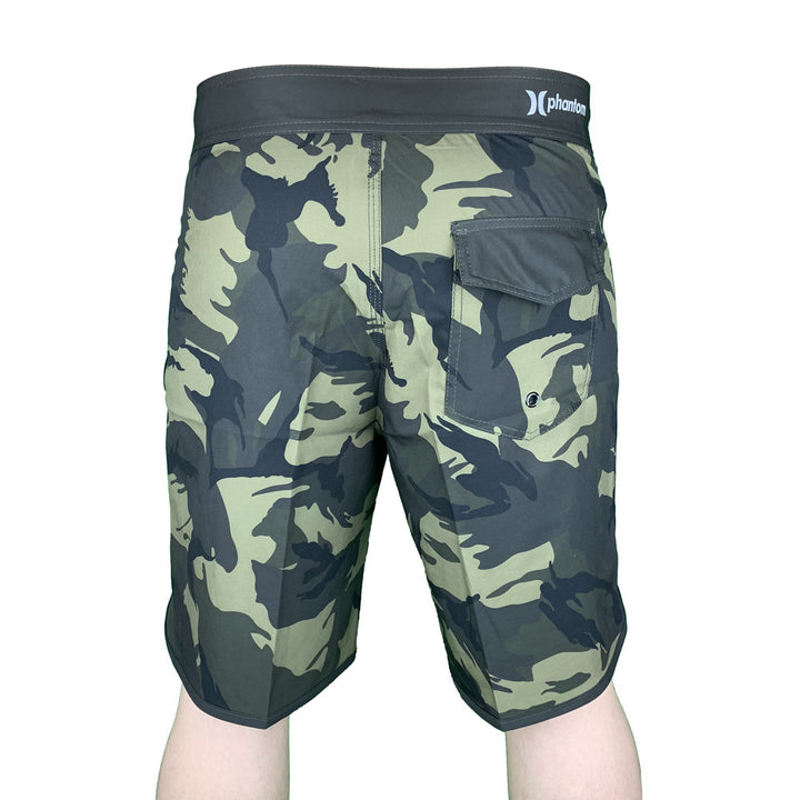 Herre cargo badeshorts med praktisk snørelukning og stilfuldt camouflage-design Stilla