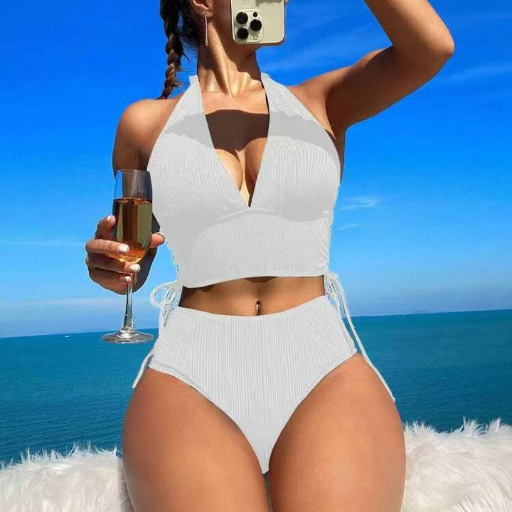 Dame bikini sæt med høj skæring og justerbart halterneck Stilla