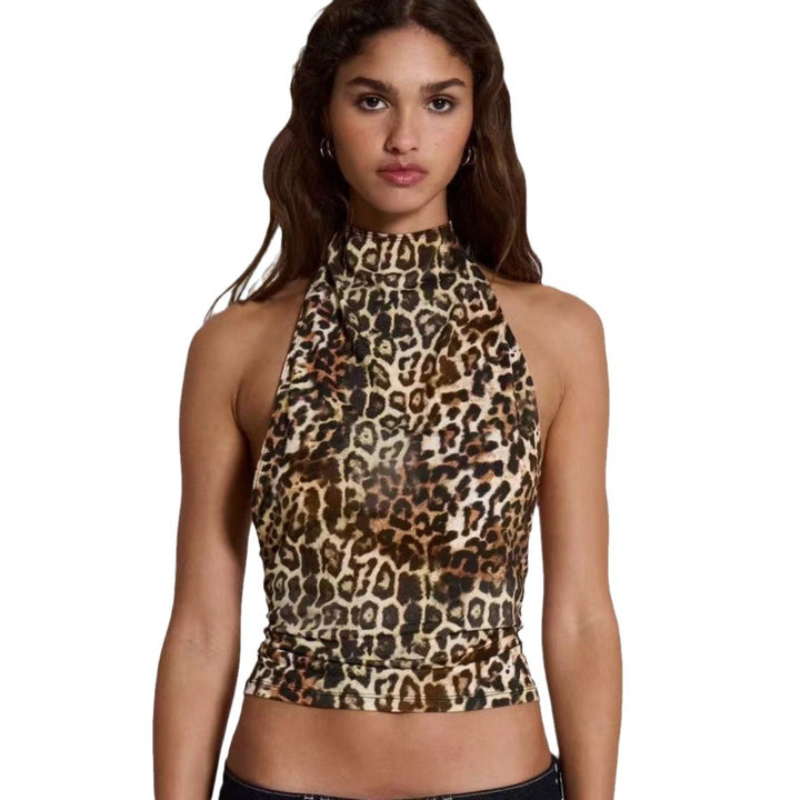 Dame halterneck top i ekstravagant leopardmønster med figursyet snit Stilla