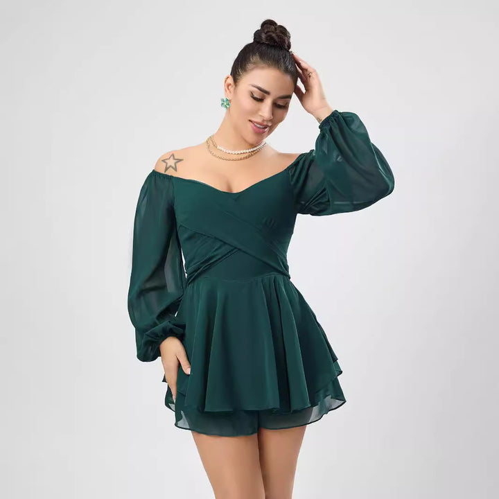 Dame romantisk jumpsuit med off-shoulder-design og flæsedetaljer Stilla