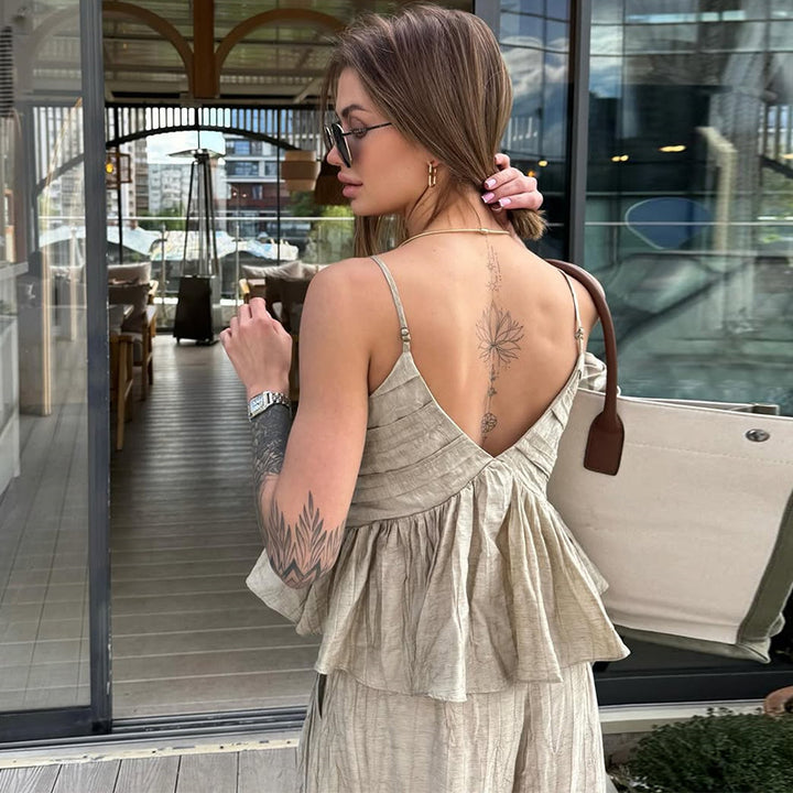Dame jumpsuit med voluminøse ruffle detaljer og løs pasform Stilla