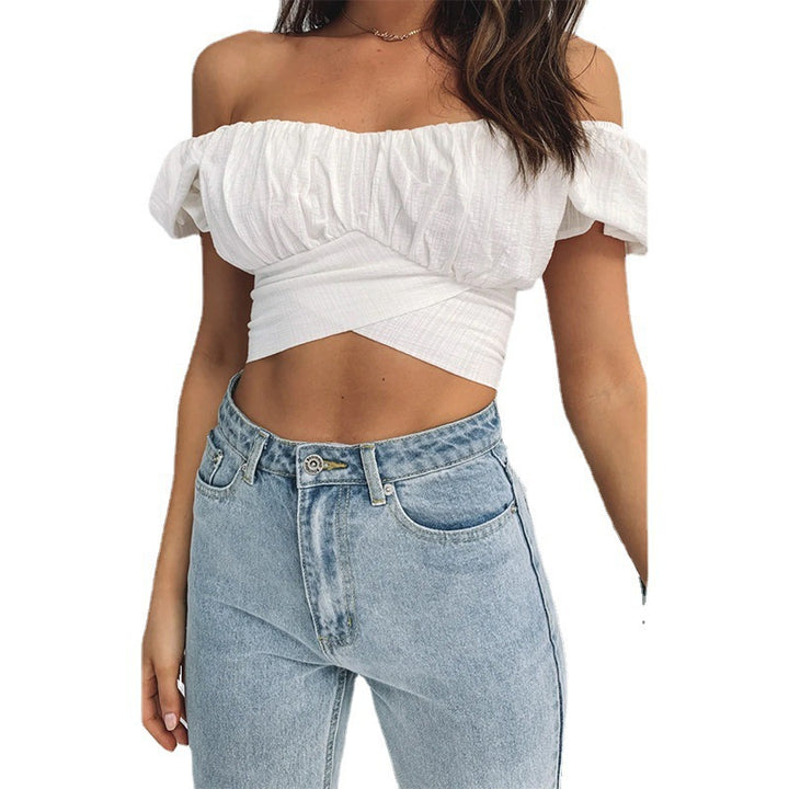 Dame Off-Shoulder Crop-Top med flæse detaljer og elegant indpakningsdesign Skovae