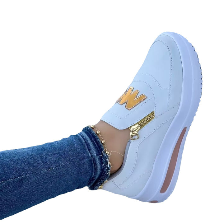 Dame Slip-On Sneakers med glitrende lynlåsdetalje og behagelig dæmpning Stilla