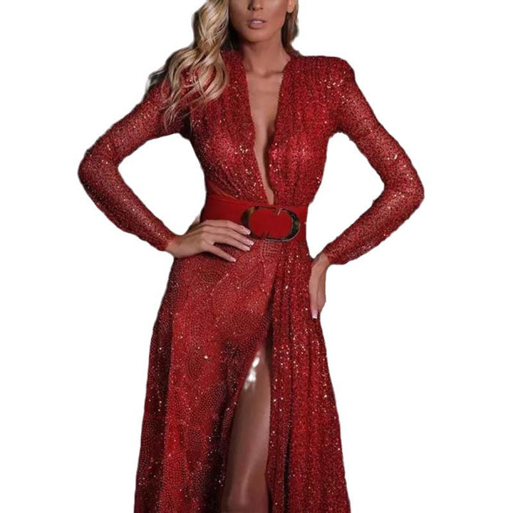 Dame Glamourøst Aftenkjole med dyb slids og skinnende stof Stilla