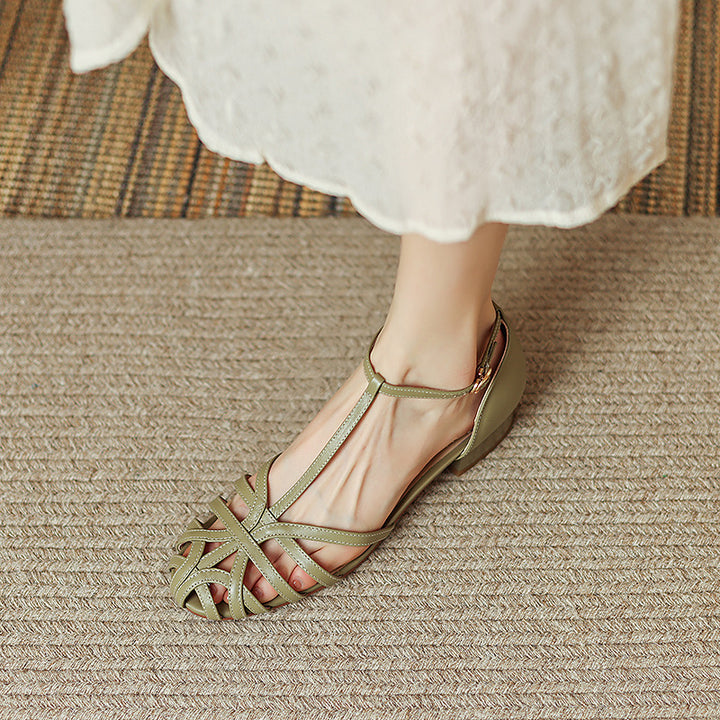 Dame elegante flad sandals med moderne T-rem design og skridsikker sål Stilla