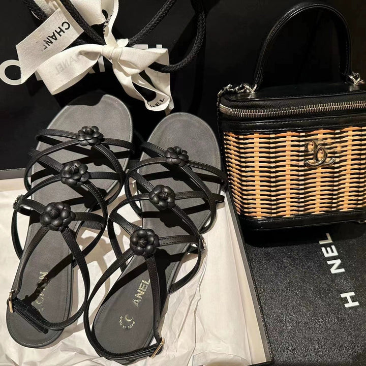 Kvinder Strappy Flade Slide Sandaler med Krydsdesign Stilla