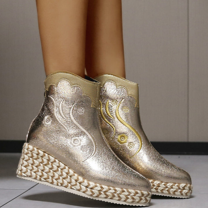 Dame elegante og behagelige espadrillos med metallisk finish Stilla