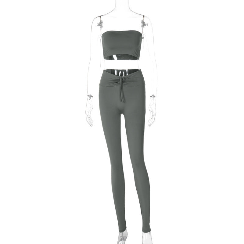 Dame Sporty To-delt Sæt med Crop-Top og tætsiddende Leggings Stilla