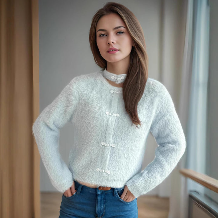 Kvinders krammevenlige sweater med høj krave og dekorative knapdetaljer Stilla
