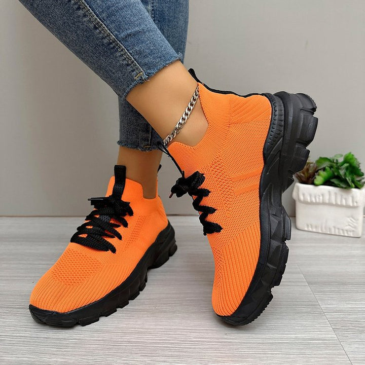 Damer Sporty Sneakers med åndbart strikket overdel og dæmpende såleprofil Stilla