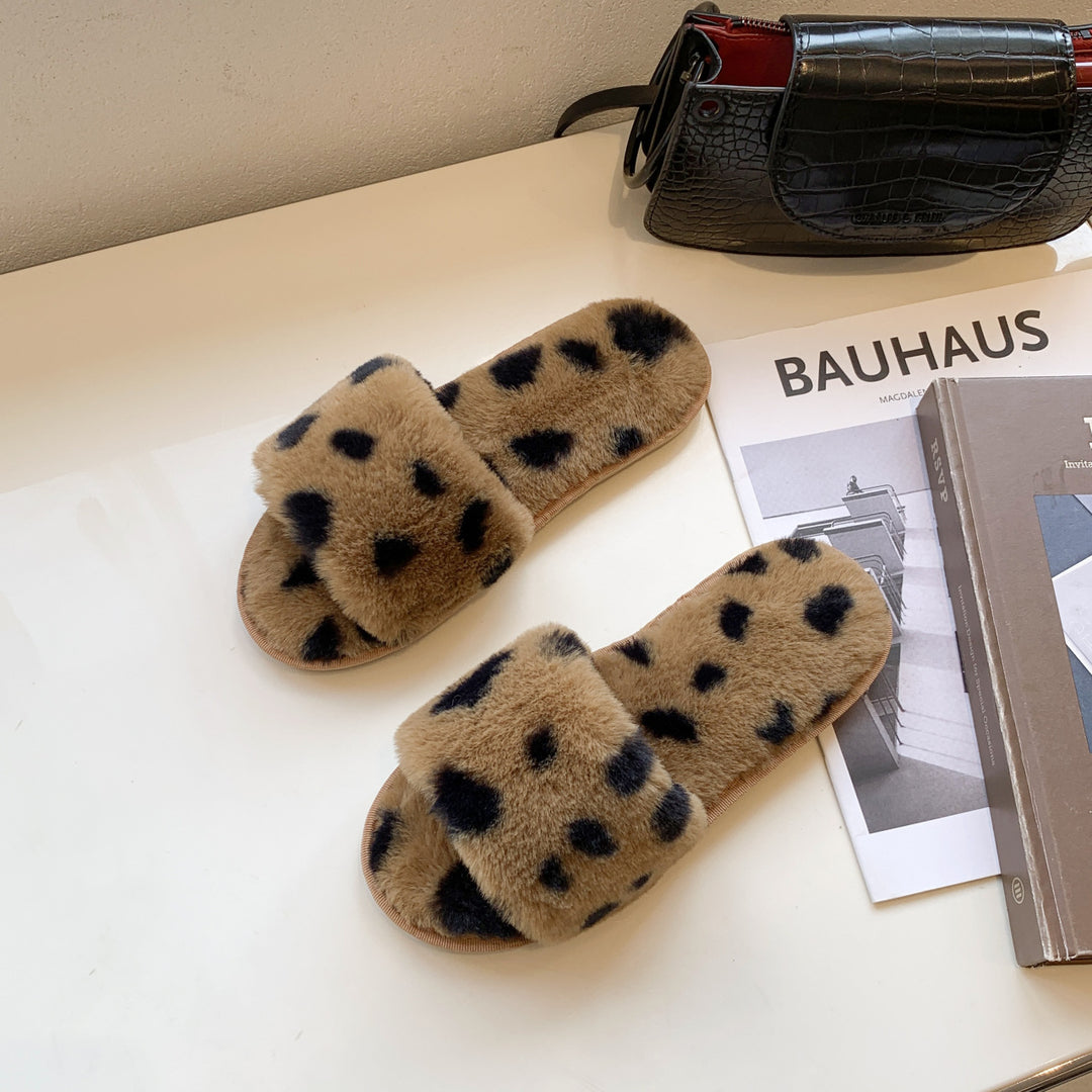 Dame plysch-pantofler med trendy leopardmønster og komfortabel fodseng Stilla