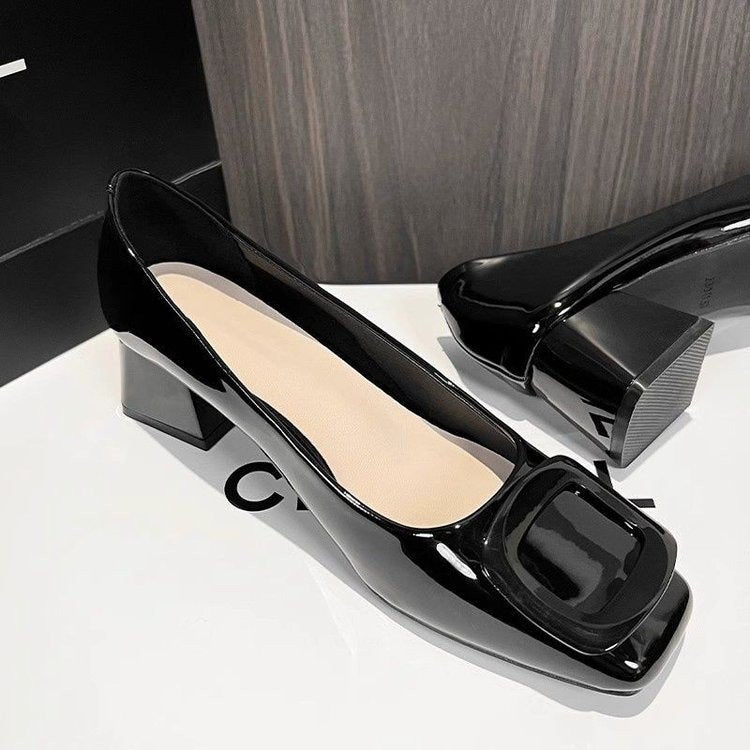 Dame Elegante Ballerinas med moderigtigt glans og komfortabel blok hæl Stilla
