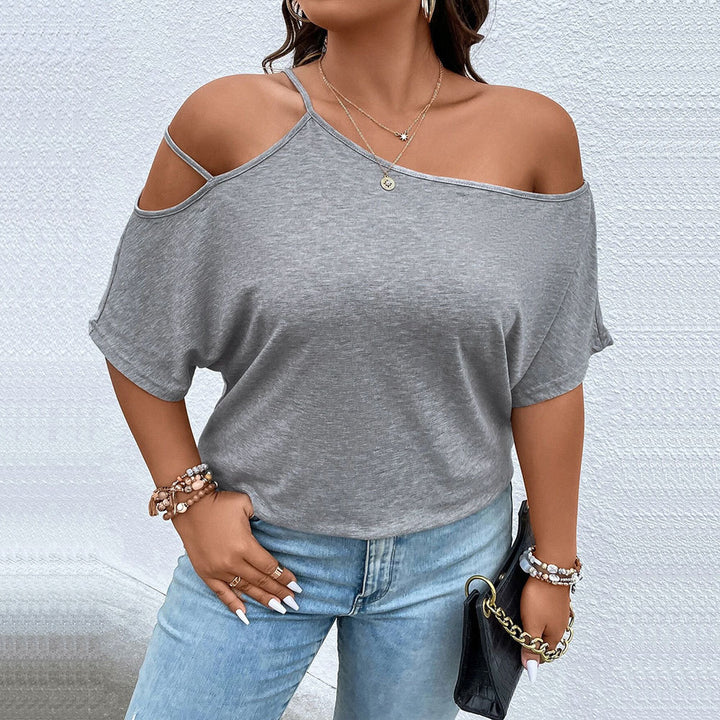 Dame afslappet off-shoulder T-shirt med modiske stropdetaljer Skovae