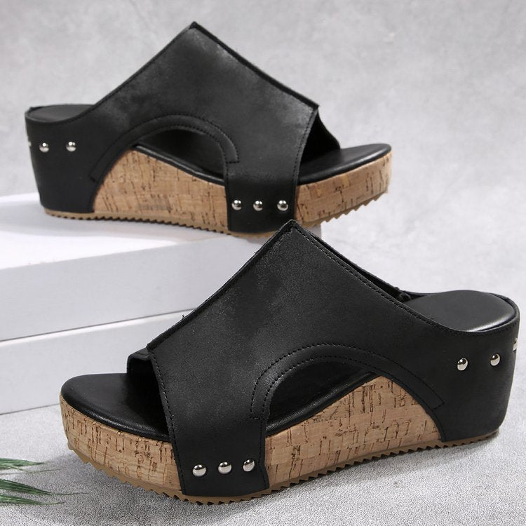 Dame Wedge-sandaler med komfortabel korksål og moderne remdesign Stilla