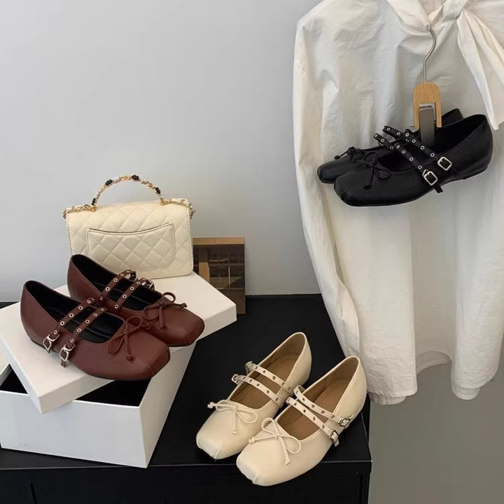 Dame Mary Jane Ballerinas med kvadratisk tåparti og dobbelt justerbare remme Stilla