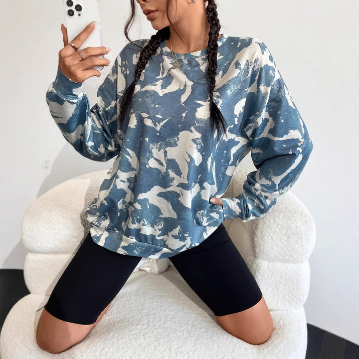Kvinders afslappede sweatshirt med moderne camouflage mønster og oversized pasform Stilla