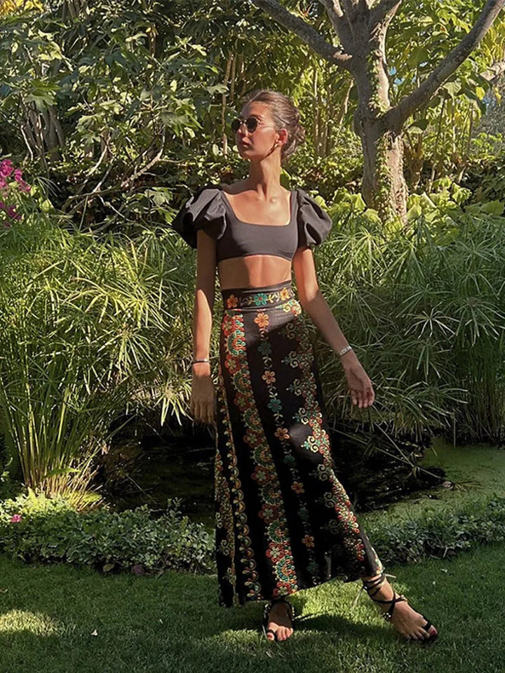 Dame To-delt Outfit med kort top og floral Maxiskørt Skovae
