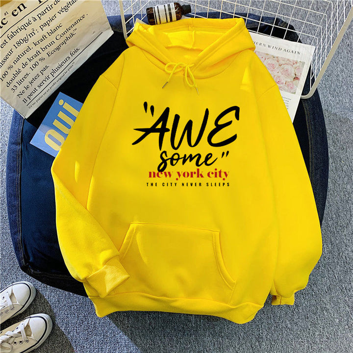 Kvindernes hoodie med stilfuld New York skrifttype Skovae