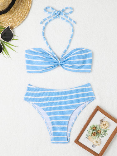 Dame stribet bikini-sæt med flettet top og høj benudskæring Stilla