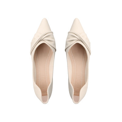 Dame elegante spidse ballerinaer med knudformet design Stilla