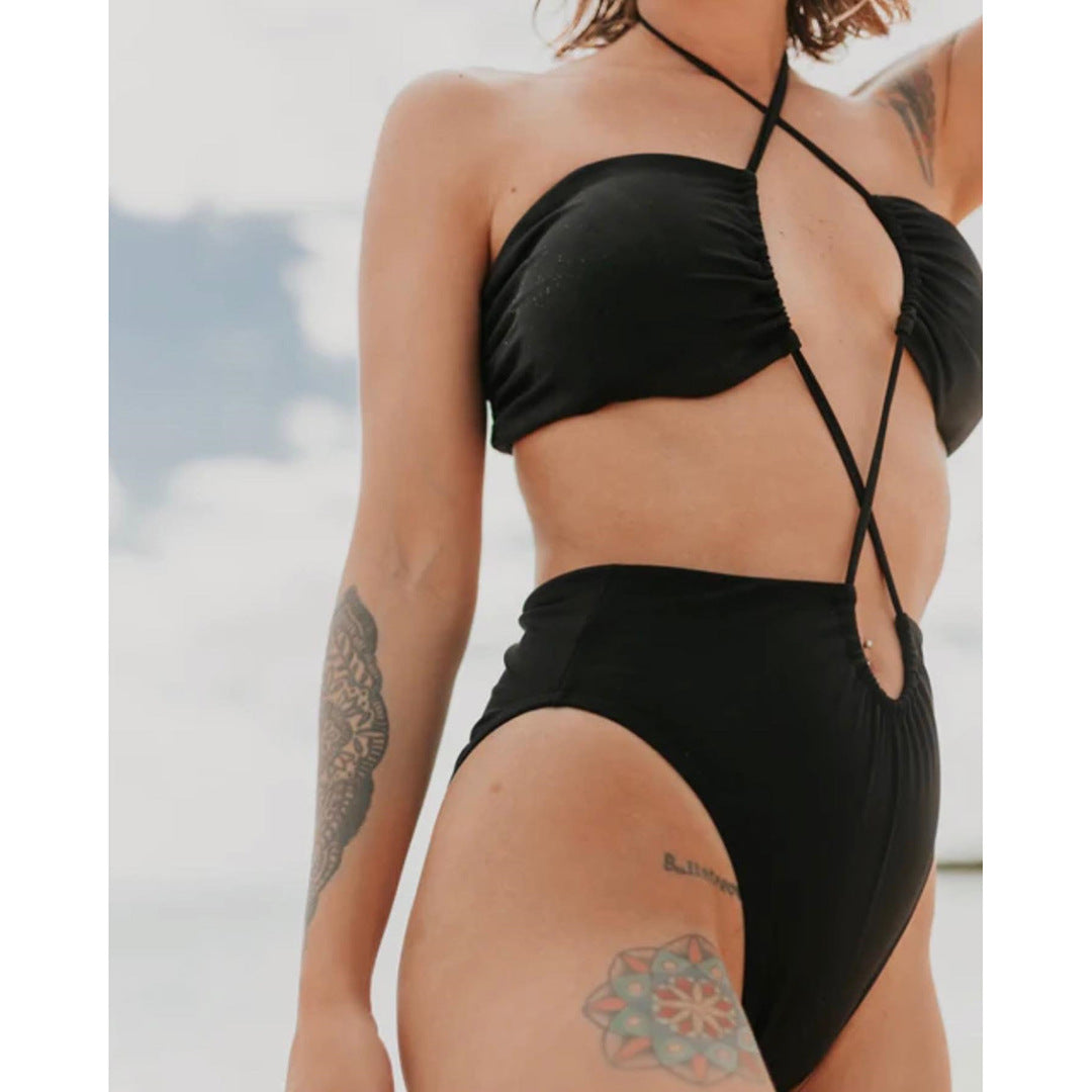 Dame bikini-sæt med smart indpakningsdesign og elegante bærerdetaljer Stilla