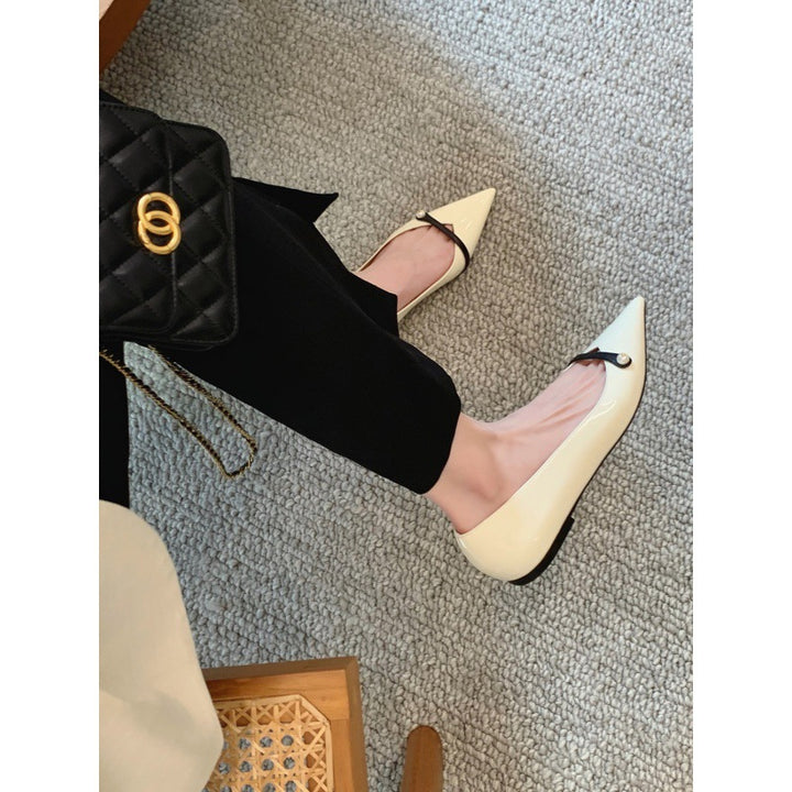 Dame elegante spidse ballerinaer med dekorativ perleaccent Stilla