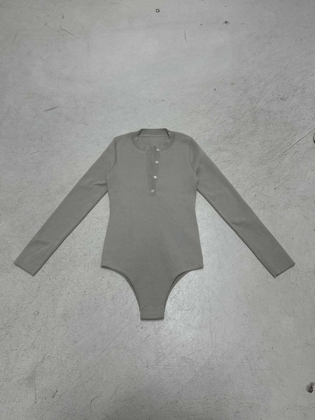Dame Langærmet bodystocking med knapliste Skovae