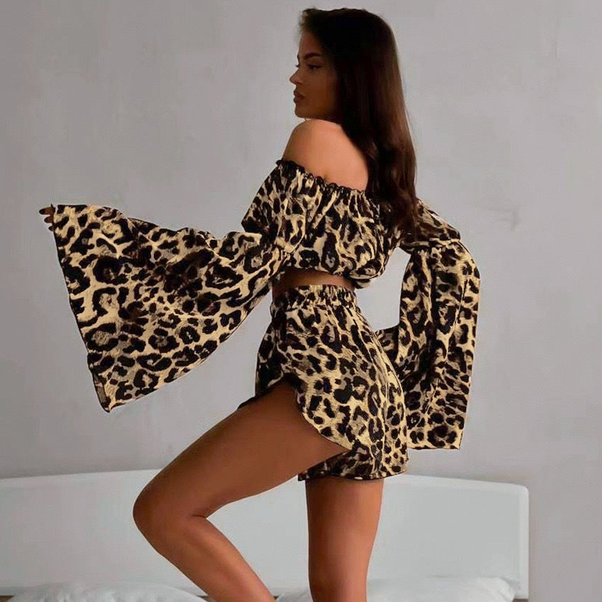 Dame Off-Shoulder Top med voluminøse ærmer og leopardmønster Stilla