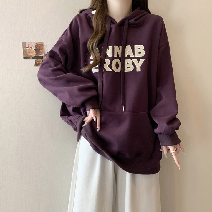 Femme Grafik Afslappet Fit Hoodie med Kænguru-lomme Stilla