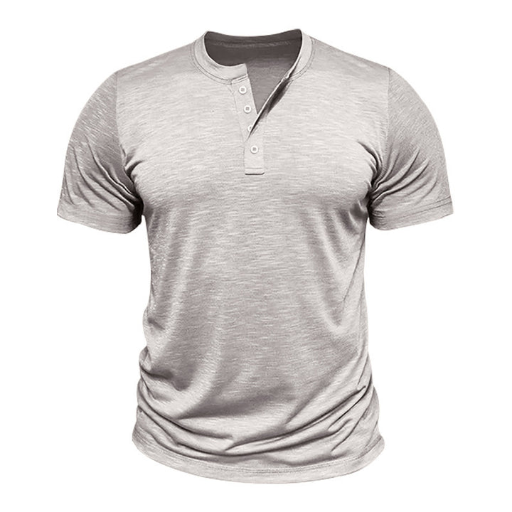 Herre kortærmet Henley T-shirt med dekorative knapdetaljer og glat overflade Stilla