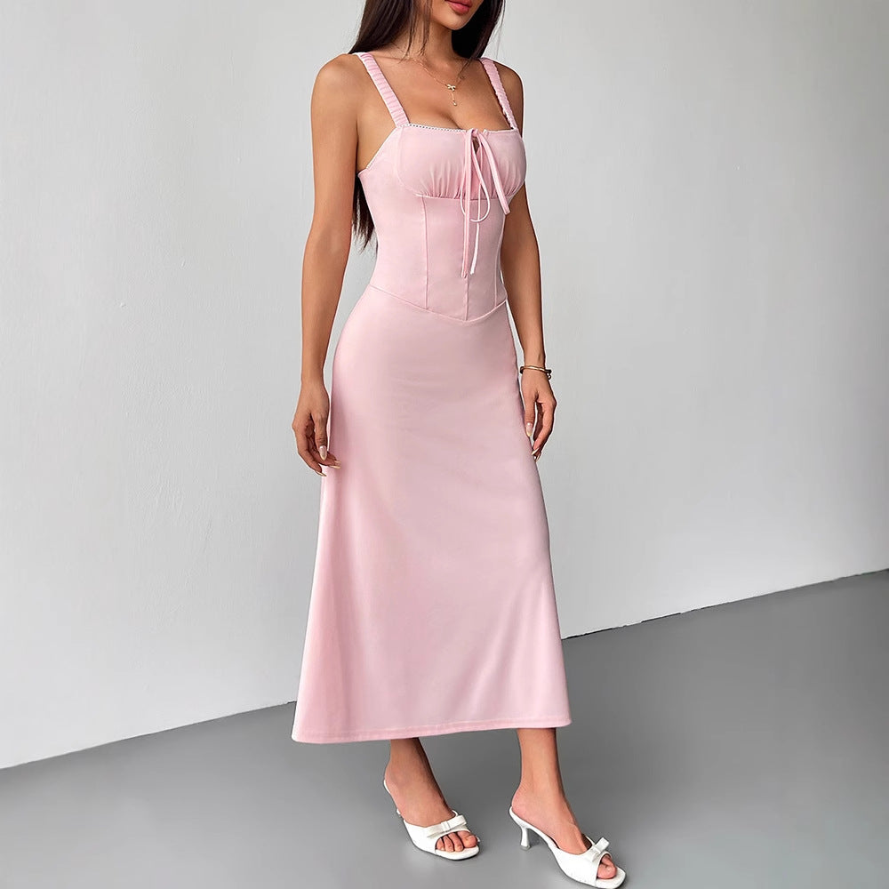 Dame Maxikjole med smuk snøring og elegante stropper Skovae