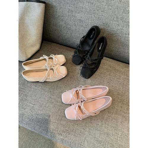 Dame Elegante Ballerinas til at glide i med satinbånd-detalje Stilla