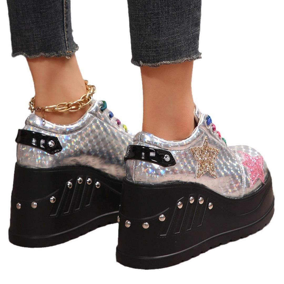 Dame Glitrende Wedge Sneakers med Stjerneapplikationer og Farverige Snørebånd Stilla