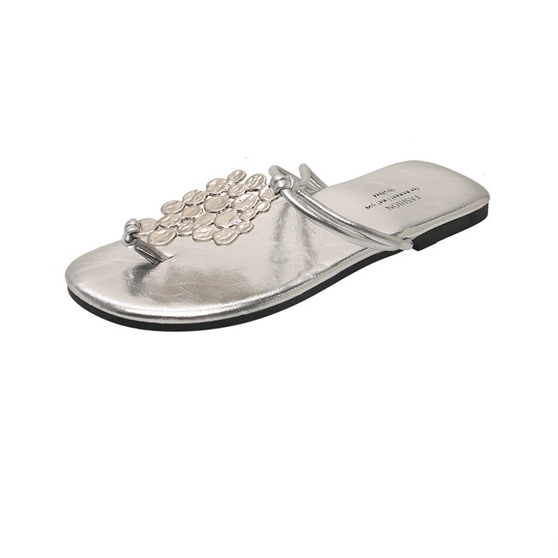 Dame elegante slide sandaler med dekorativ perleaccent Stilla
