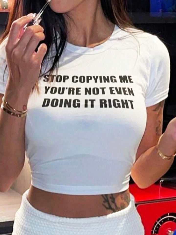 Dame Crop-T-shirt med kreativ telefon-design Skovae
