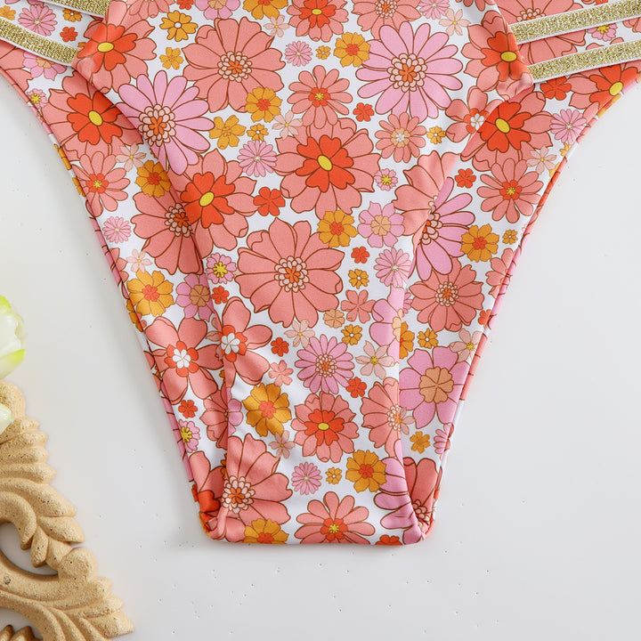 Dame Bikini-sæt med blomsterdesign og elegante detajebånd Stilla