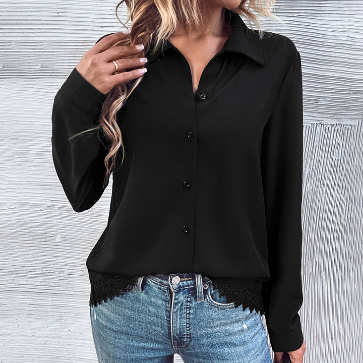 Damer elegant bluse med blonder og knaplukning Stilla