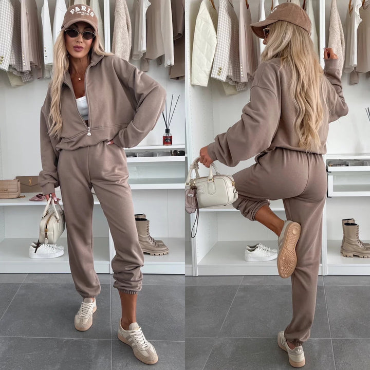 Kvindernes stilfulde fleece loungewear sæt med halv lynlås Skovae