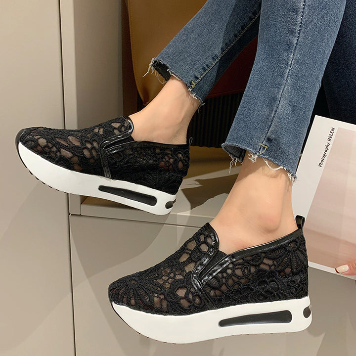 Dame slippers lavet af åndbart og elastisk spidsmateriale med polstret indersål Stilla