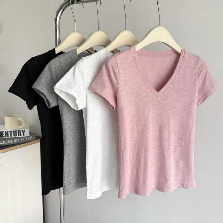 Dame T-shirt med korte ærmer og V-udskæring i blødt materiale Stilla