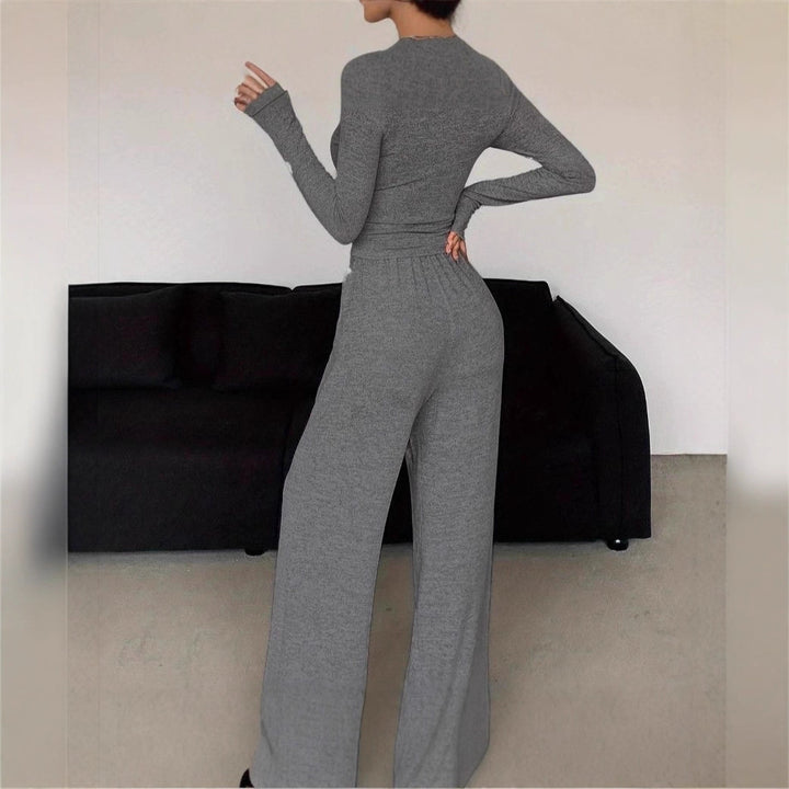 Kvinders afslappede loungewear sæt med knapdetaljer og elastisk talje Stilla