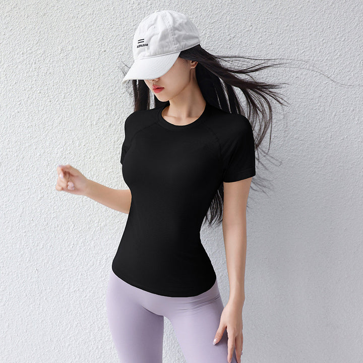 Dame Funktions-T-shirt med åndbart materiale og figursyet snit Stilla
