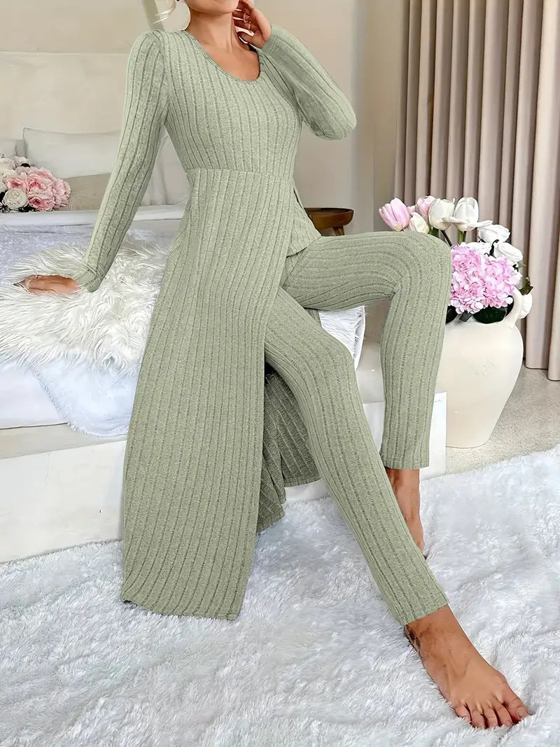 Dame Loungewear Ensemble med elegant plisseredesign og løs pasform Stilla